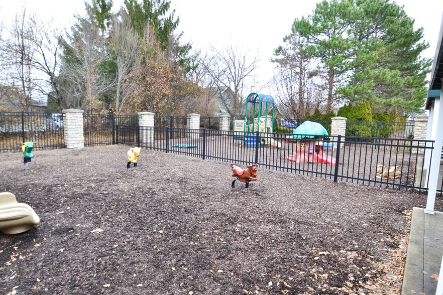 More Photos Of 6320 Perimeter Loop Rd, Dublin Daycare Center For Sale