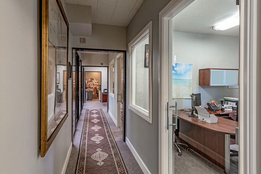 More Photos Of 2075 Pioneer Ct, San Mateo Medical For Lease