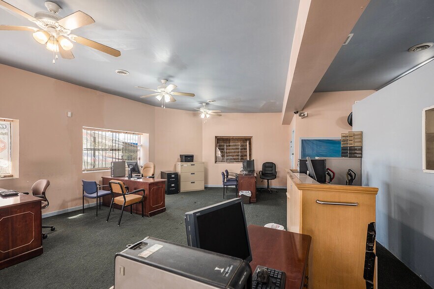 More Photos Of 8300 Livernois Ave, Detroit Storefront Retail Office For Sale