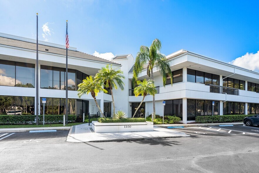 More Photos Of 1100 Northpoint Pky, West Palm Beach Office For Lease
