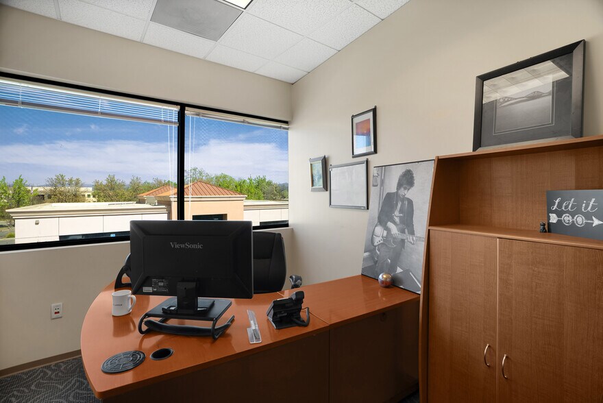 More Photos Of 3785 Brickway Blvd, Santa Rosa Office For Sale