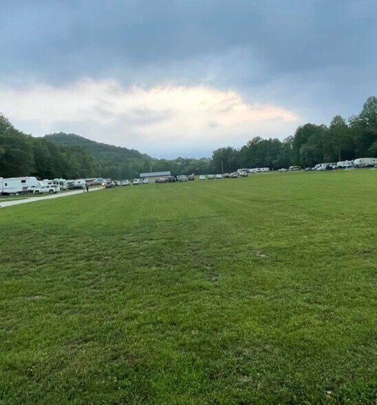 More Photos Of 4065 Copper Creek Rd, Crab Orchard Manufactured Housing Mobile Home Park For Sale