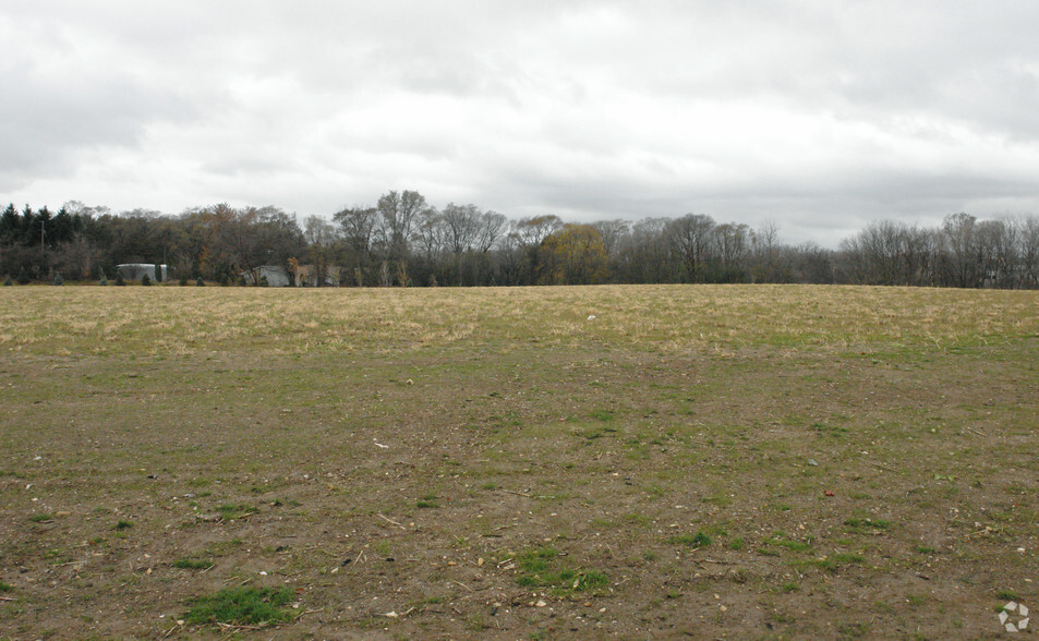 Primary Photo Of SWC Hwy 16 & Hwy 83, Hartland Land For Sale