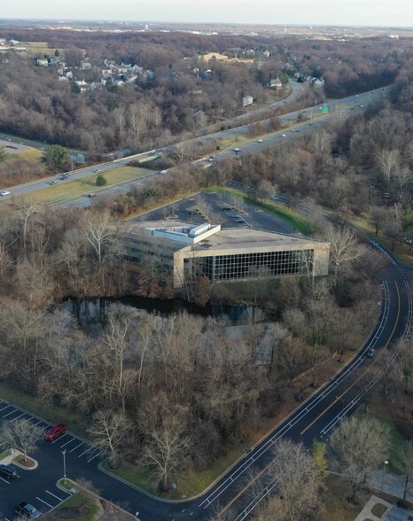 More Photos Of 9175 Guilford Rd, Columbia Medical For Lease