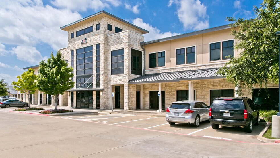 More Photos Of 5048 Tennyson Pky, Plano Office For Lease