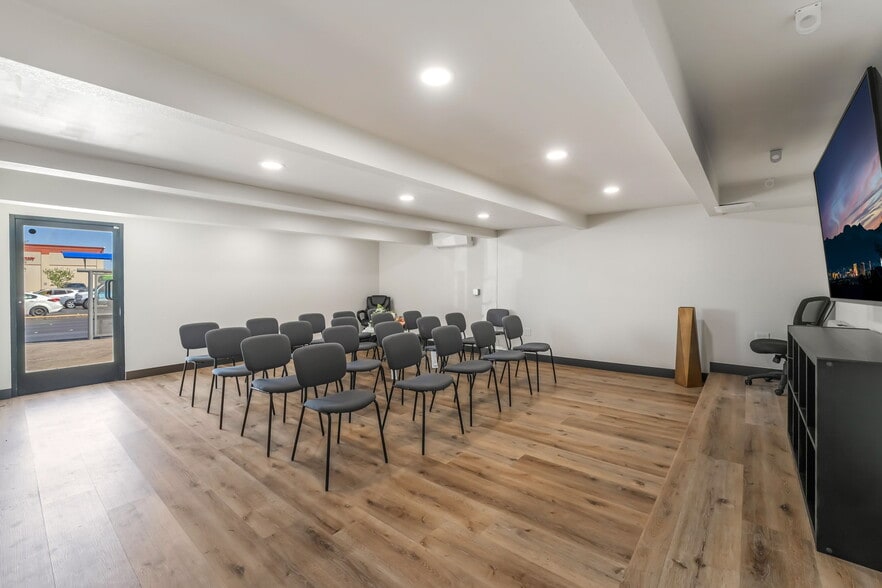 More Photos Of 3329 S Eastern Ave, Las Vegas Office For Sale