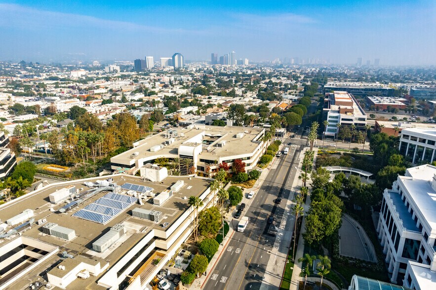 More Photos Of 2401 Colorado Ave, Santa Monica Unknown For Lease