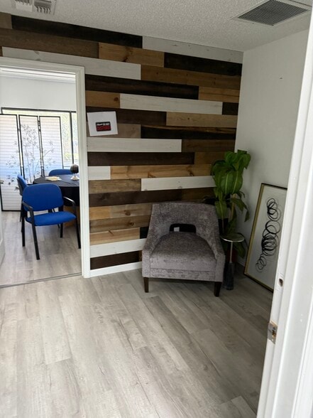 More Photos Of 1000 Emmett St, Kissimmee Medical For Lease