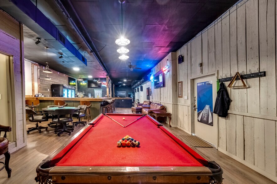 More Photos Of 422 Fryes Ln, Danville Sports And Entertainment For Sale