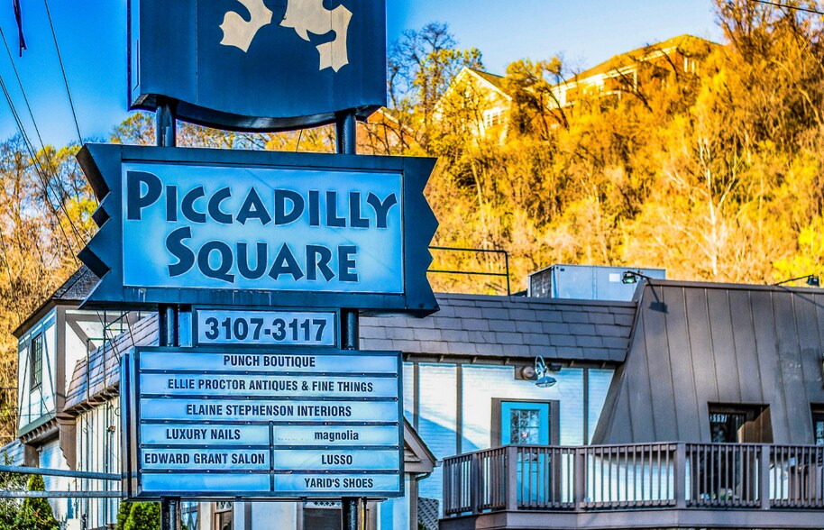 More Photos Of 3117 Franklin Rd SW, Roanoke Storefront For Lease