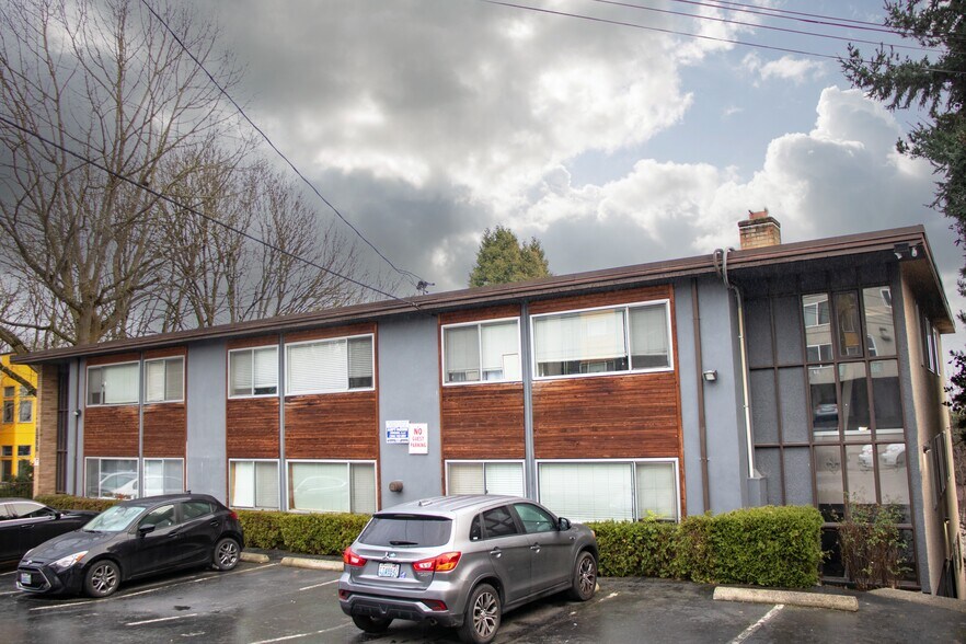 More Photos Of 1300 14th Ave S, Seattle Apartments For Sale