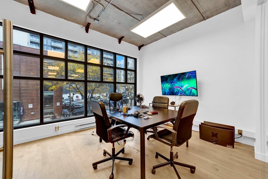 More Photos Of 21 Camden St, Toronto Office For Sale