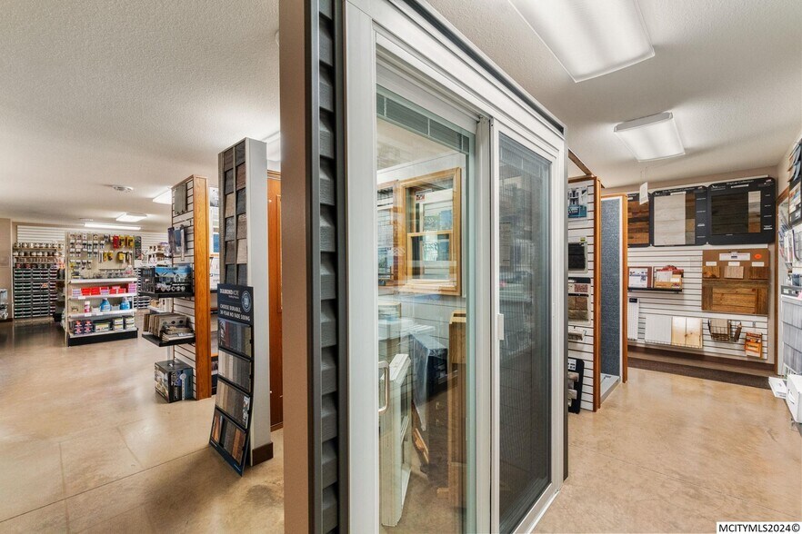 More Photos Of 390 E US Highway 18, Garner Showroom For Sale