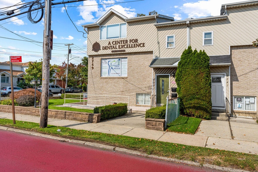 Primary Photo Of 2749 Hylan Blvd, Staten Island Office Residential For Sale