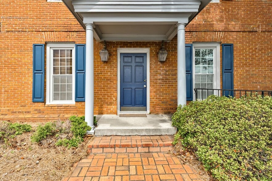 More Photos Of 7175 Jonesboro Rd, Morrow Office For Lease