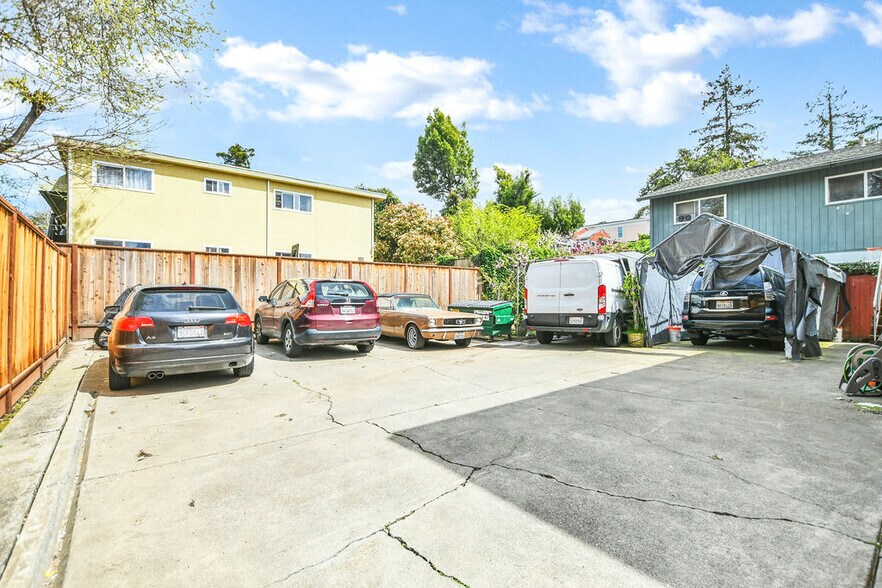 More Photos Of 3300 Brookdale Ave, Oakland Apartments For Sale