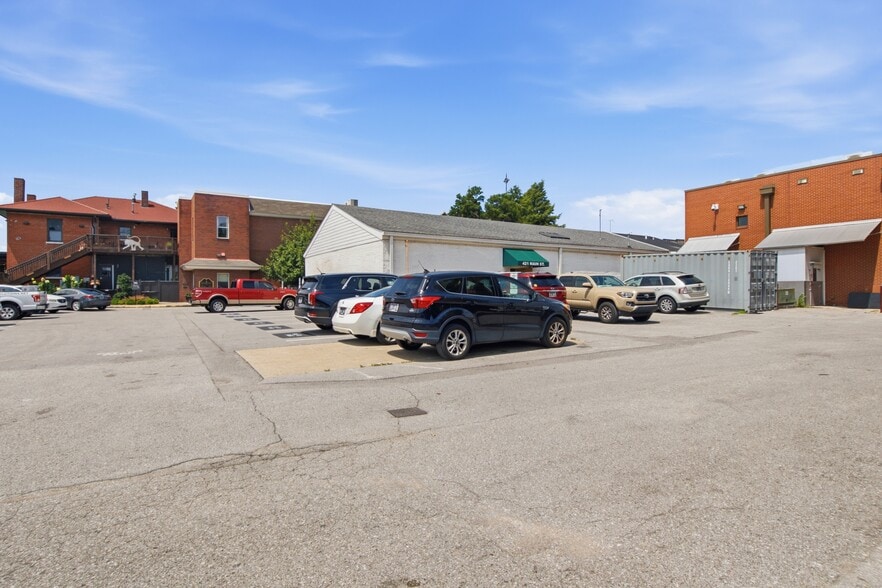 More Photos Of 421 Main St, Franklin Storefront Retail Office For Lease