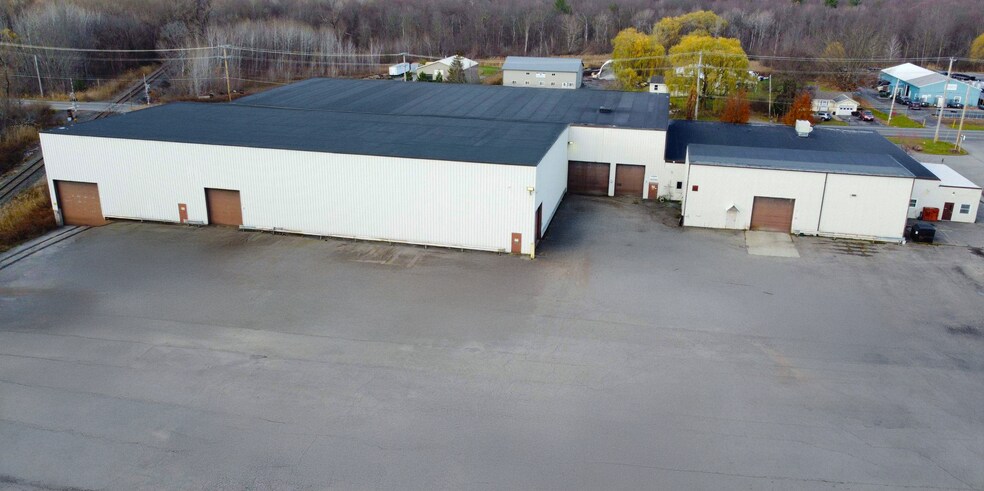 More Photos Of 4522 Wetzel Rd, Liverpool Manufacturing For Lease