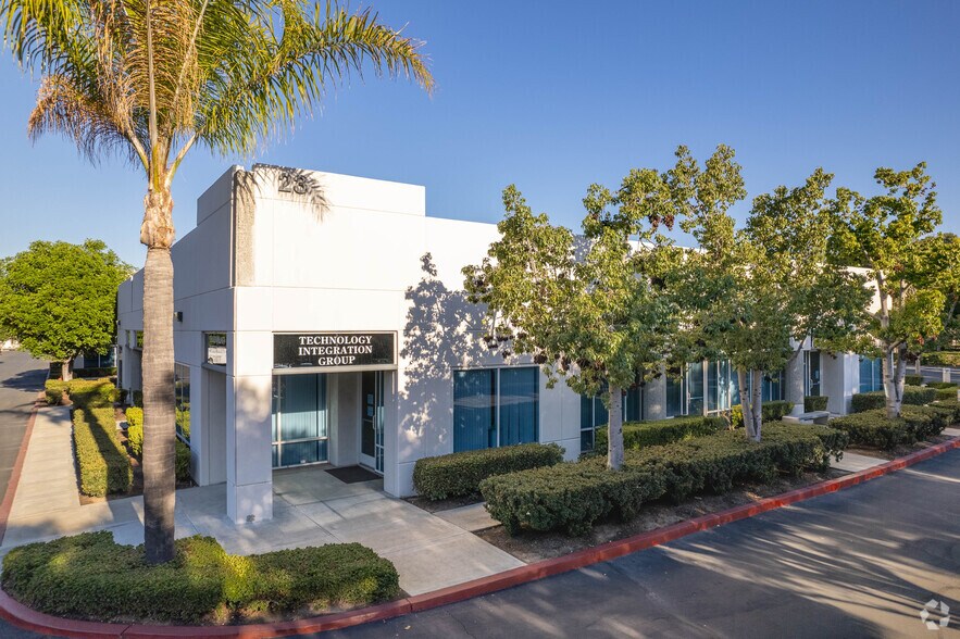 More Photos Of 25 Mauchly, Irvine Unknown For Lease