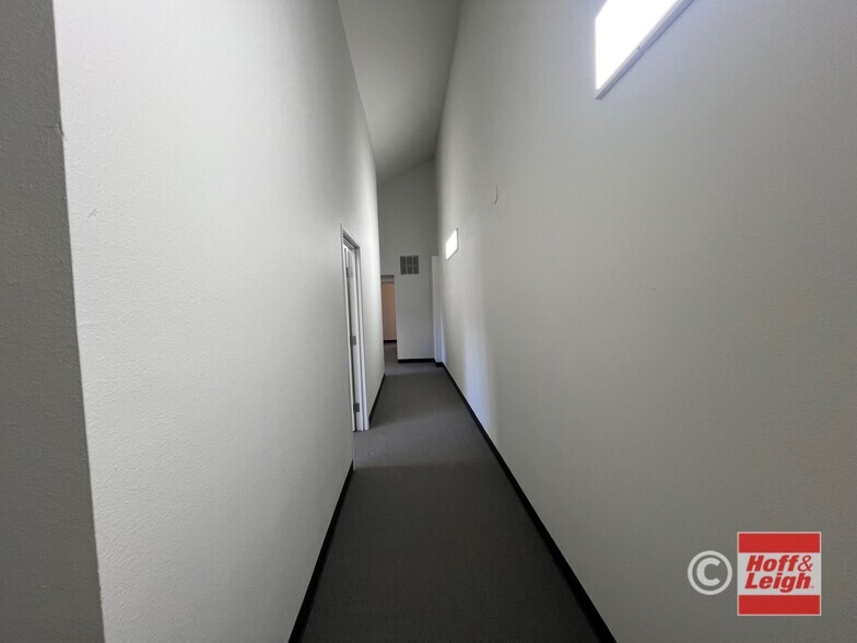 More Photos Of 6438-6444 S Quebec St, Centennial Office For Sale