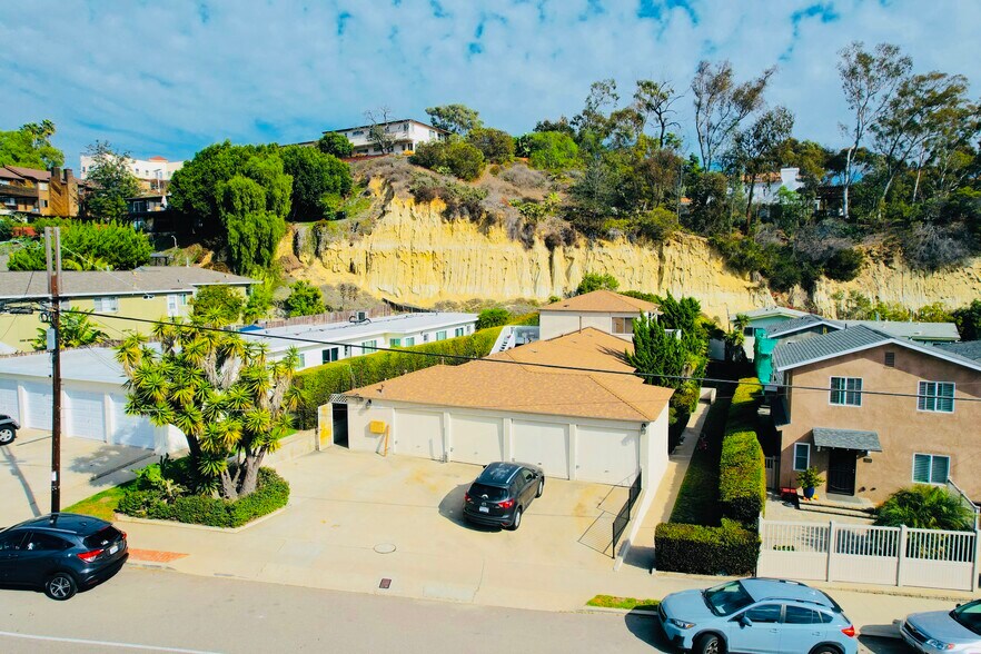 More Photos Of 3611-3617 Reynard Way, San Diego Apartments For Sale