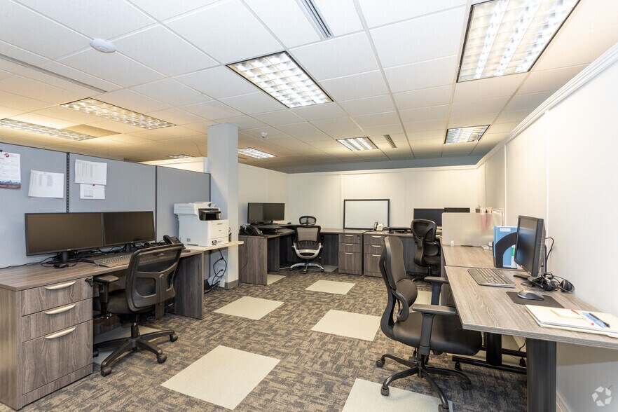 More Photos Of 8301 E Prentice Ave, Greenwood Village Office For Sale