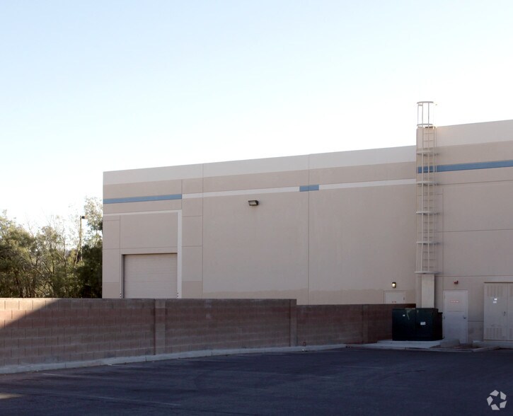 More Photos Of 6767 Spencer St, Las Vegas Industrial For Sale