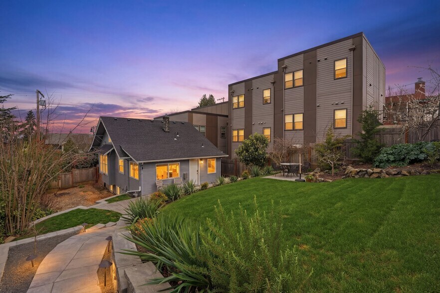 More Photos Of 1314 7th St, Oregon City Flex For Sale