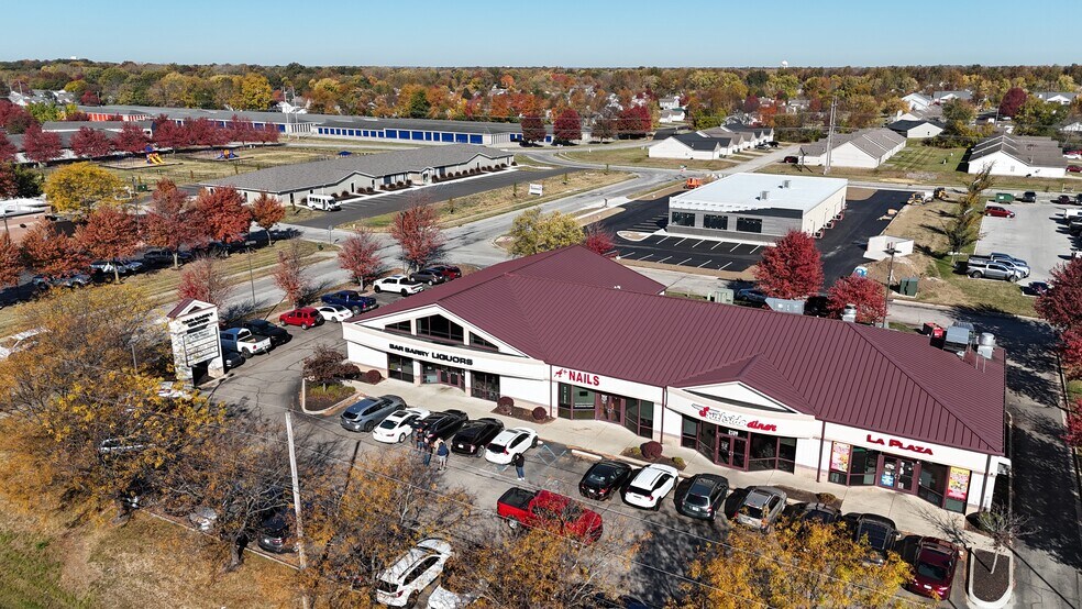 More Photos Of 2108 IFCU Way, Lafayette Storefront For Lease