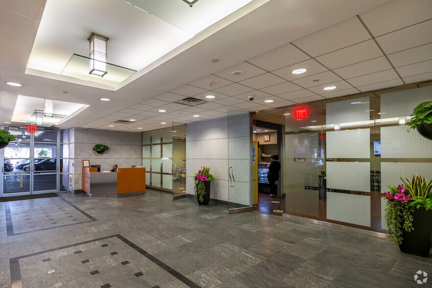 More Photos Of 777 Terrace Ave, Hasbrouck Heights Office For Lease