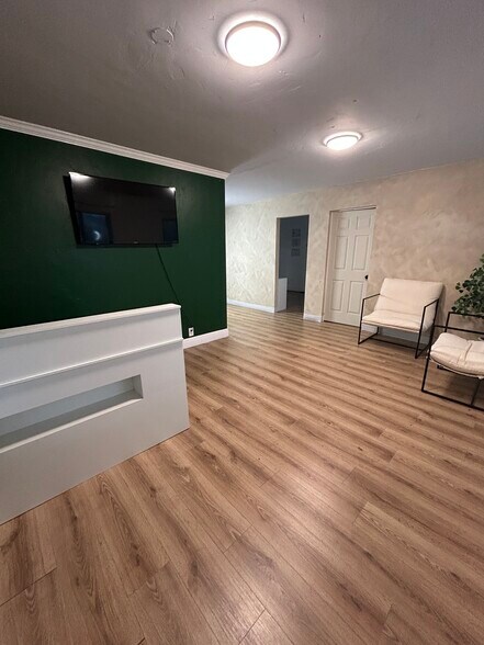 More Photos Of 16430 Monterey Rd, Morgan Hill Office For Lease