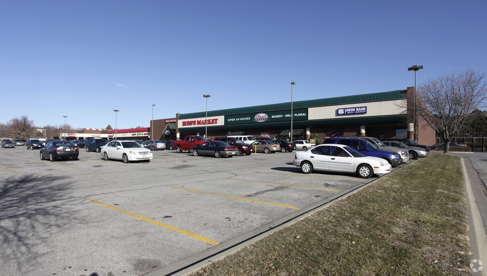 Primary Photo Of 2840 S 70th St, Lincoln Unknown For Lease