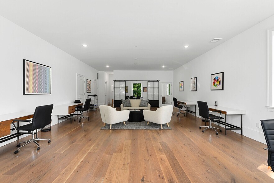 More Photos Of 152 Bedford Rd, Katonah Storefront Retail Office For Lease