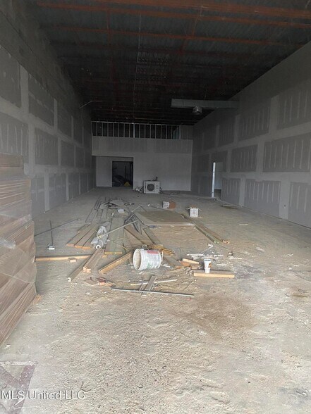 More Photos Of 12100 Highway 49, Gulfport Storefront For Lease