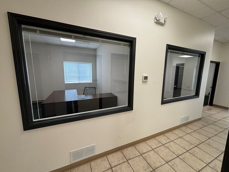 More Photos Of 2415 Ponderosa Dr, Lawrence Warehouse For Lease