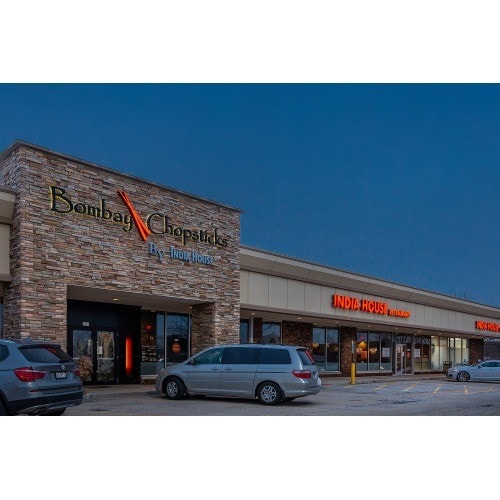 More Photos Of 675 W Golf Rd, Hoffman Estates Storefront For Lease