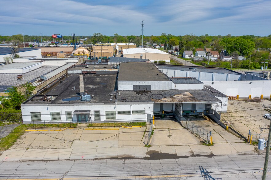 20530 Hoover Rd, Detroit, MI 48205 Warehouse For Sale