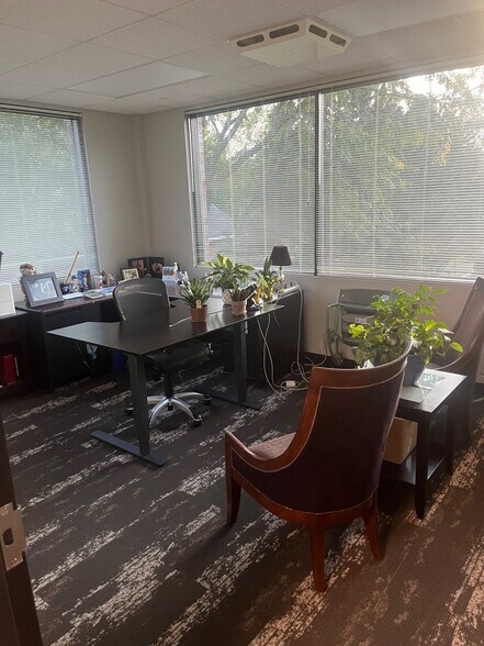 More Photos Of 1751 S Naperville Rd, Wheaton Medical For Sale