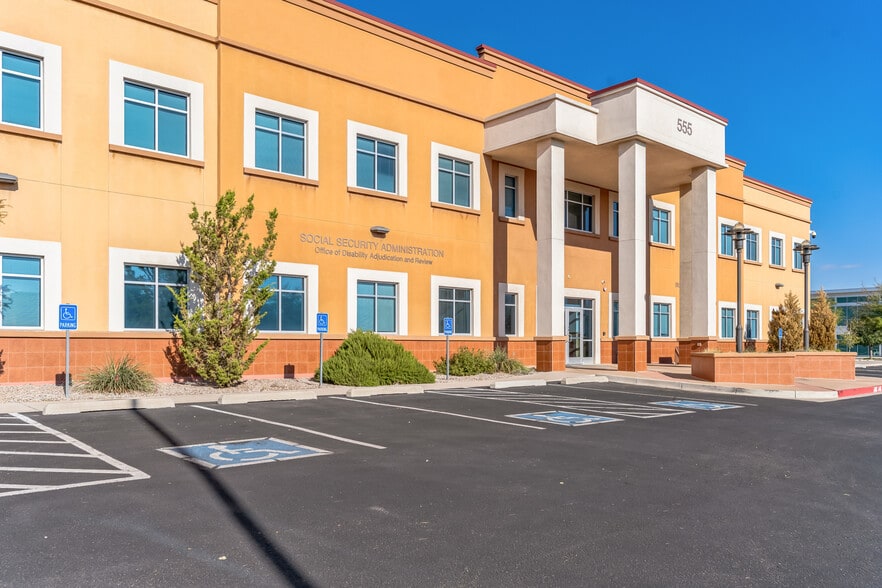 More Photos Of 555 Broadway Blvd NE, Albuquerque Office For Sale