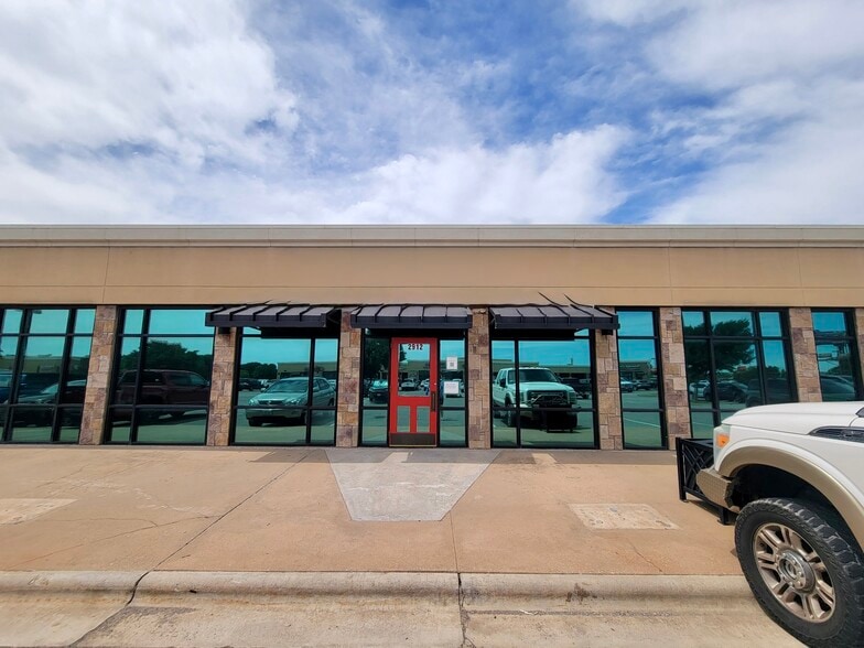 More Photos Of Kell Blvd @ Kemp Blvd, Wichita Falls Unknown For Lease