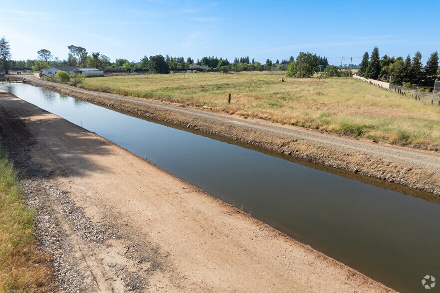 More Photos Of 10368 E Shaw Ave, Clovis Land For Sale