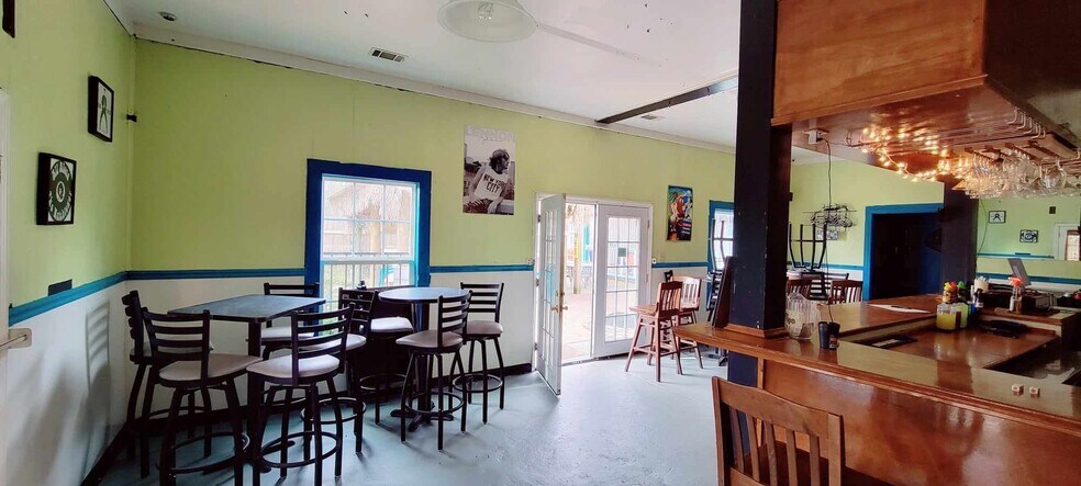 More Photos Of 820 Bass Dr, Santee Freestanding For Sale