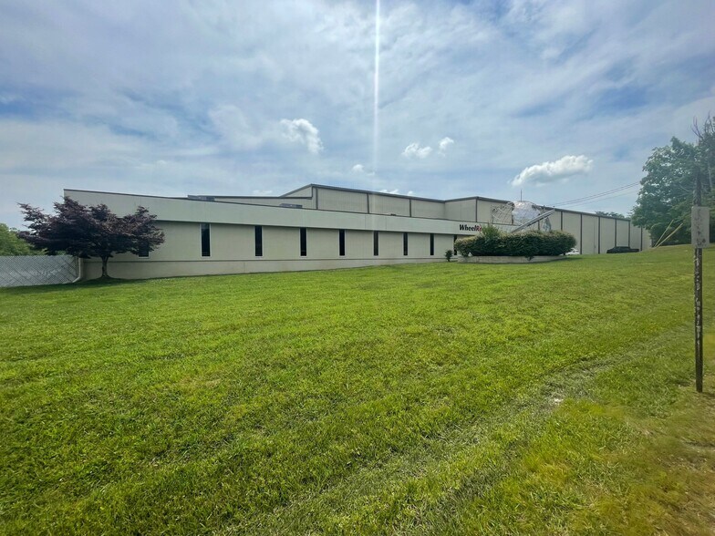 More Photos Of 115 Franklin Rd, Oak Ridge Warehouse For Sale