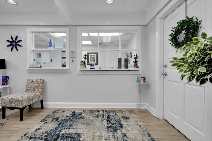 More Photos Of 70 Schanck Rd, Freehold Medical For Lease