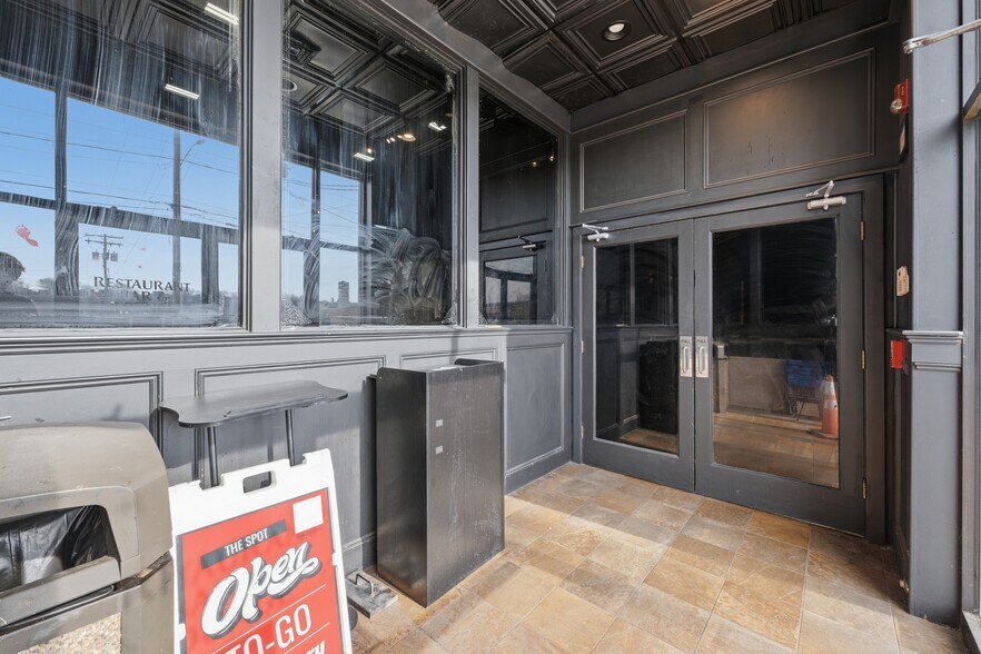 More Photos Of 370 E Main St, Ansonia Restaurant For Sale