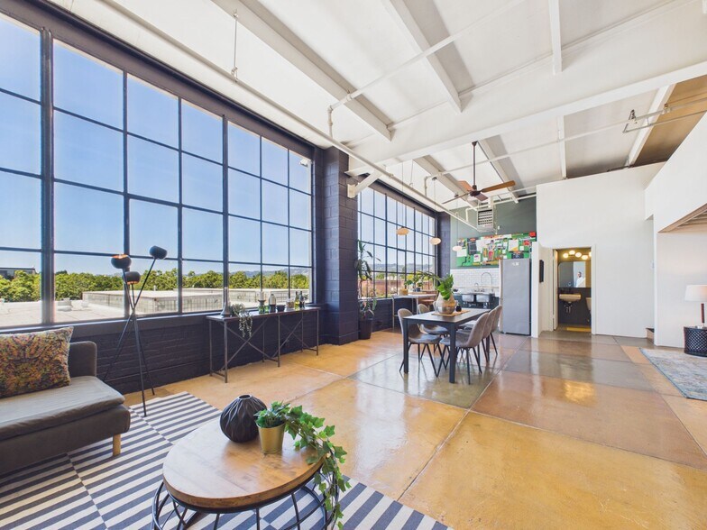 More Photos Of 4053 Harlan St, Emeryville Apartments For Sale