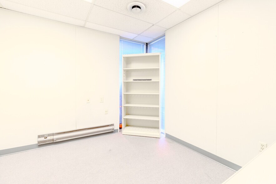 More Photos Of 346 Freeport Rd, New Kensington Medical For Lease
