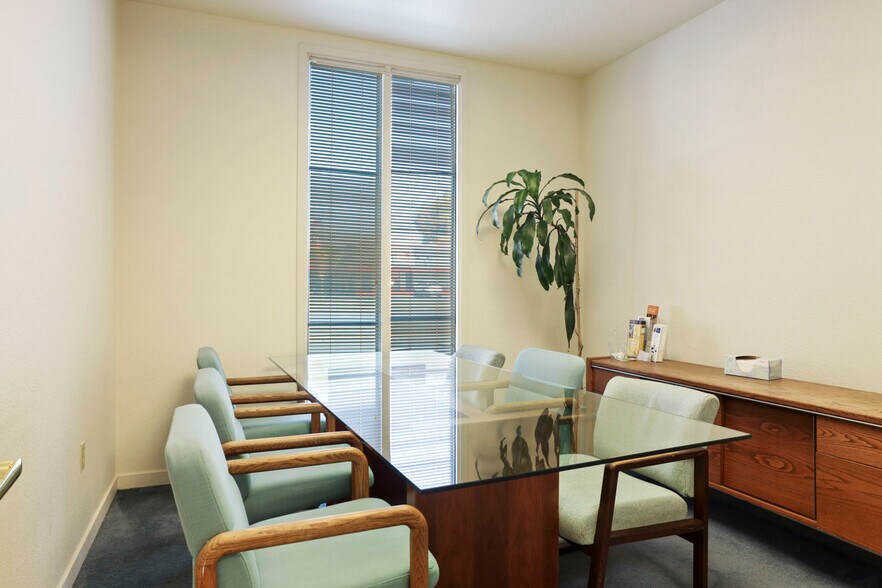 More Photos Of 200 W Harding Way, Stockton Office For Lease