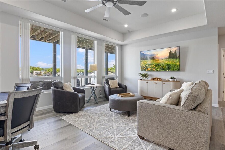 More Photos Of 415 Gardenia Cir, Sunrise Beach Hospitality For Sale