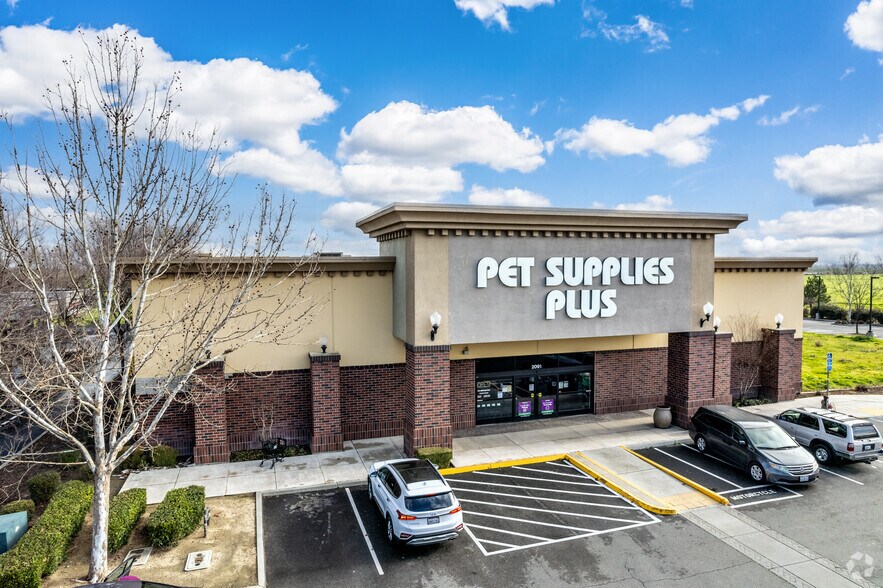 More Photos Of 2185 Bronze Star Dr, Woodland Unknown For Lease